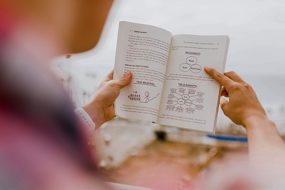 Why Outsourcing the best for MVP